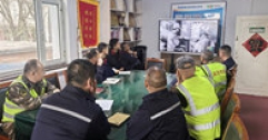 【市城市燃熱集團富泰熱力】安裝分公司組織觀(guān)看施工安全警示教育片
